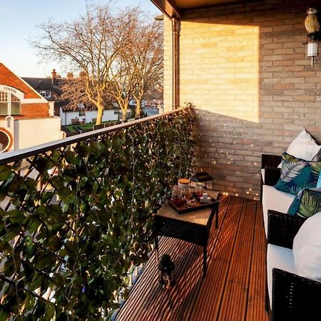 Classy Cricklewood Home Лондон Екстер'єр фото