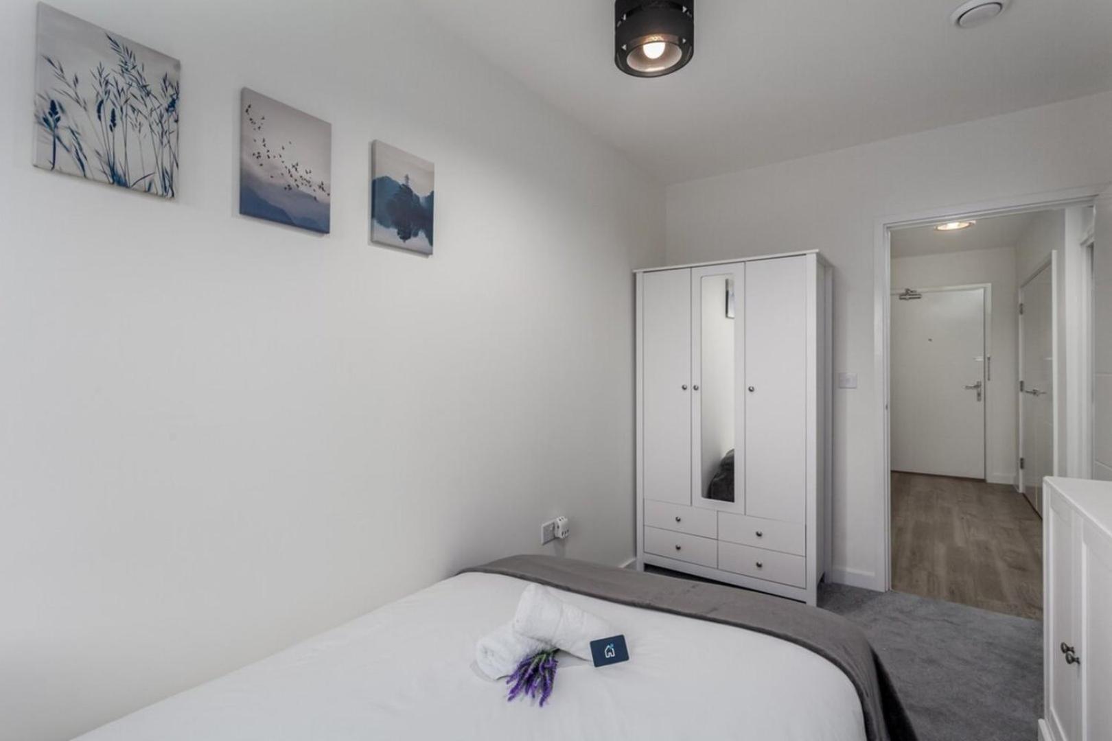 Classy Cricklewood Home Лондон Екстер'єр фото