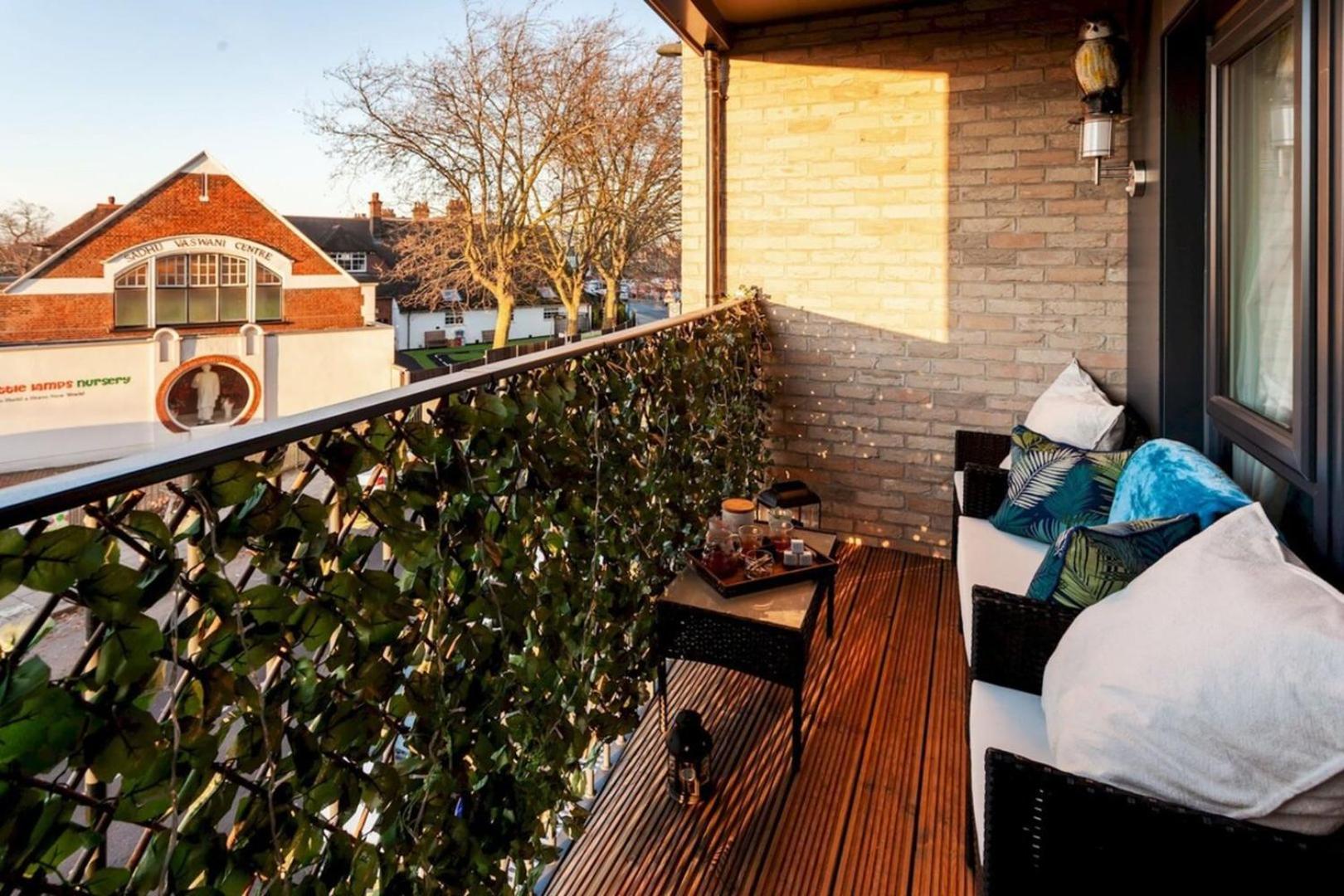 Classy Cricklewood Home Лондон Екстер'єр фото