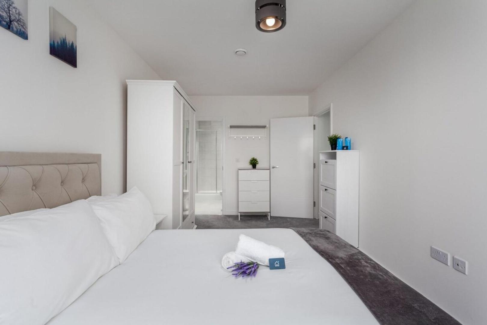 Classy Cricklewood Home Лондон Екстер'єр фото