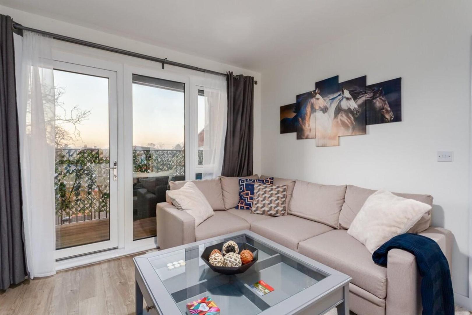 Classy Cricklewood Home Лондон Екстер'єр фото