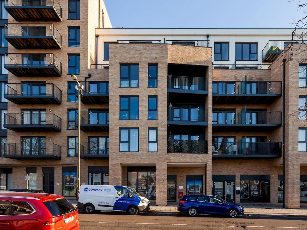 Classy Cricklewood Home Лондон Екстер'єр фото