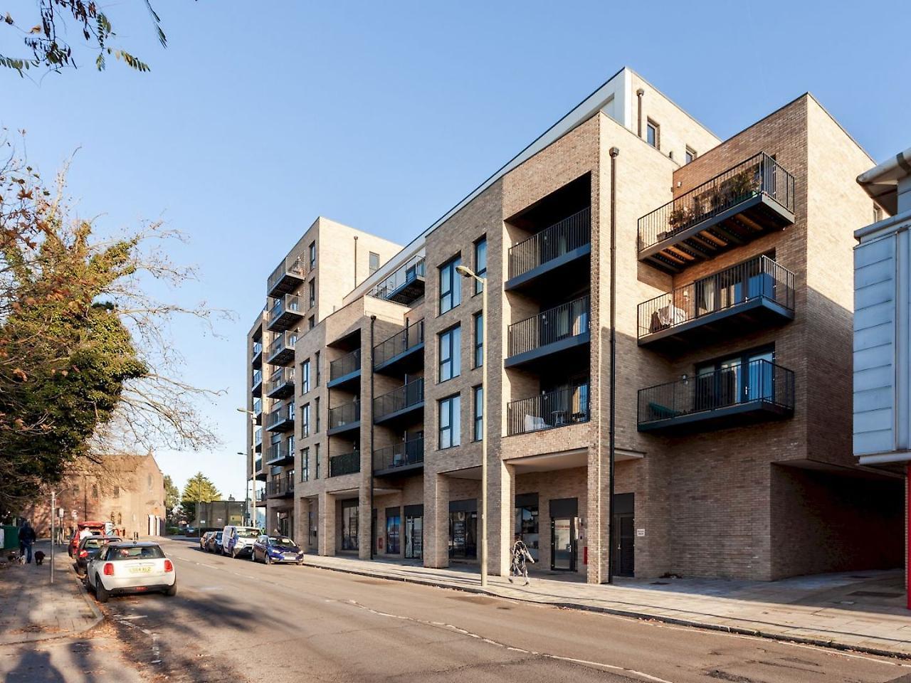 Classy Cricklewood Home Лондон Екстер'єр фото